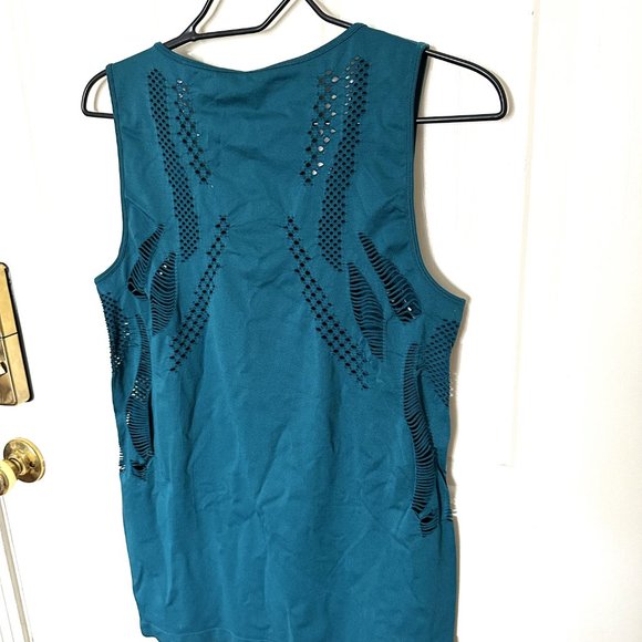FABLETICS Adra Tank Teal Moisture Wicking Mesh Jacquard XL 12-14 NWT - Picture 6 of 6